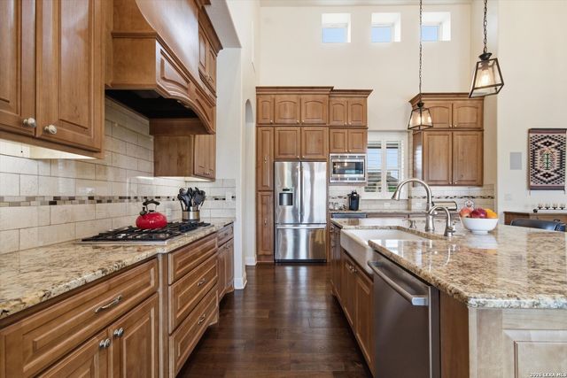 5775 COPPER VLY, New Braunfels, TX 78132