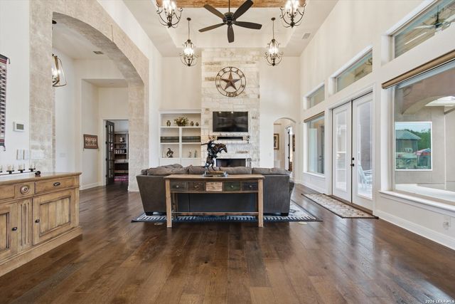5775 COPPER VLY, New Braunfels, TX 78132