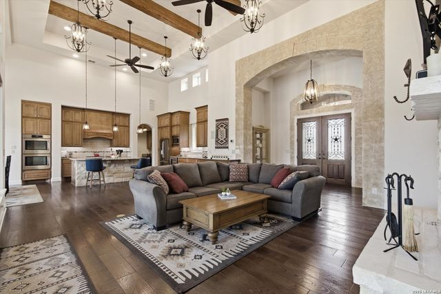 5775 COPPER VLY, New Braunfels, TX 78132