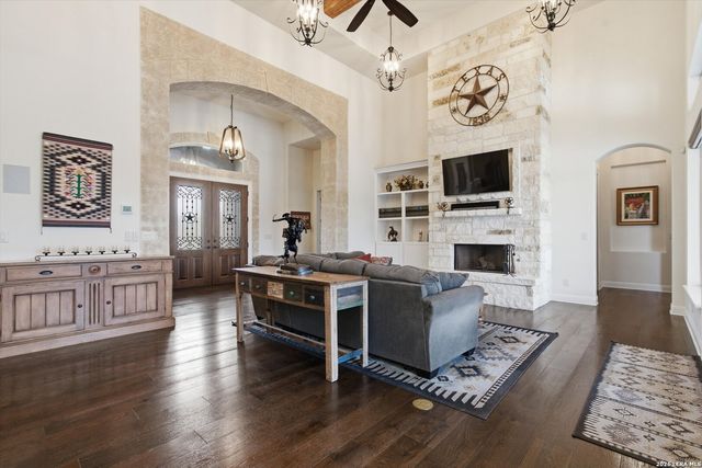 5775 COPPER VLY, New Braunfels, TX 78132