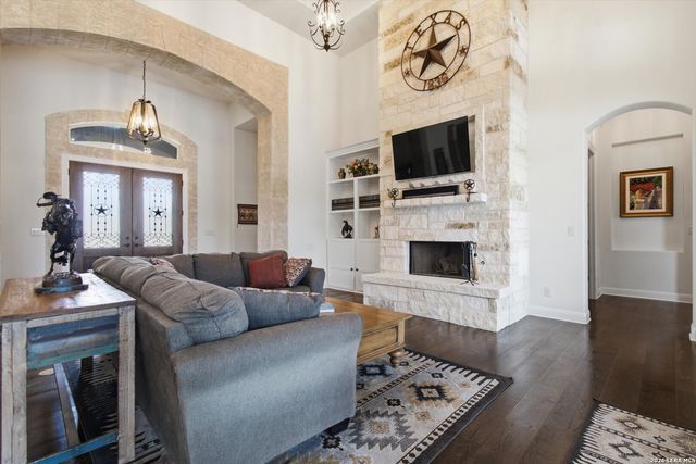 5775 COPPER VLY, New Braunfels, TX 78132