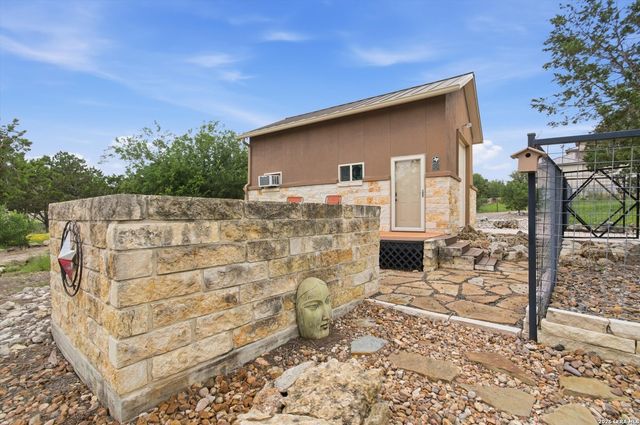 5775 COPPER VLY, New Braunfels, TX 78132