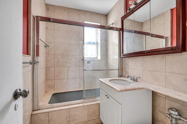 79-10 34th Avenue 7W, Jackson Heights, NY 11372