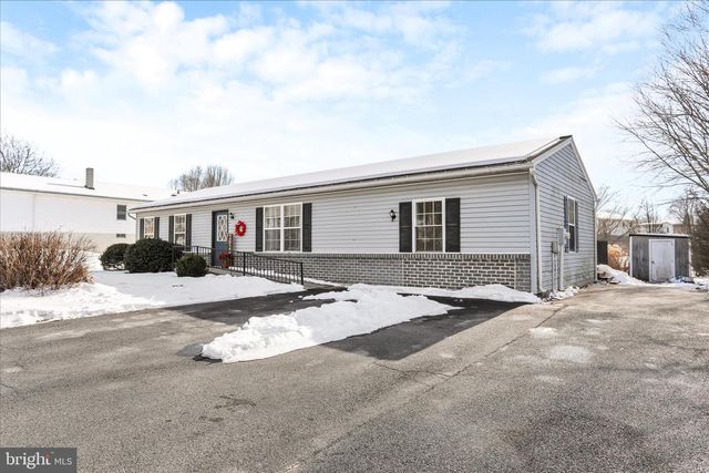 2828 FALLING SPRING RD, Chambersburg, PA 17202