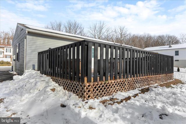 2828 FALLING SPRING RD, Chambersburg, PA 17202