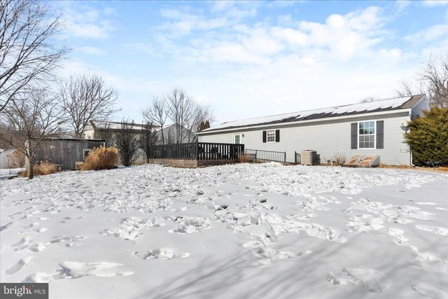 2828 FALLING SPRING RD, Chambersburg, PA 17202