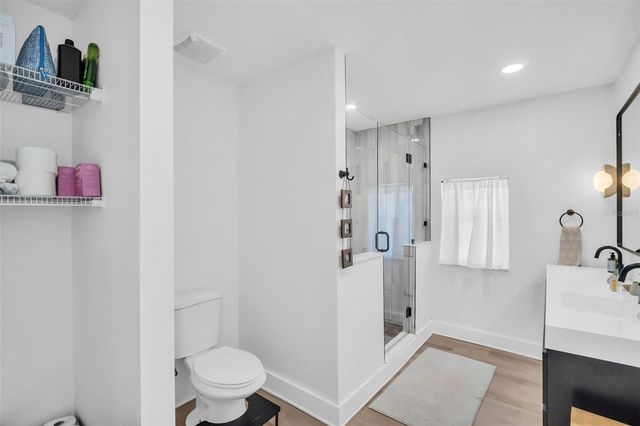 218 49TH AVENUE N, St Petersburg, FL 33703