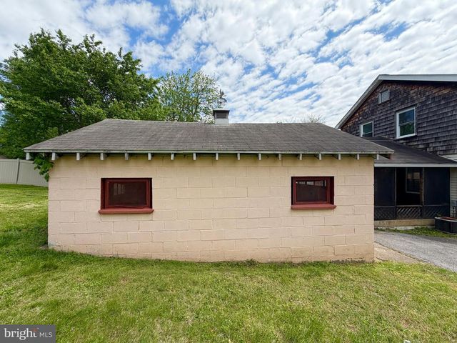 1404 ELMWOOD AVE, Sharon Hill, PA 19079