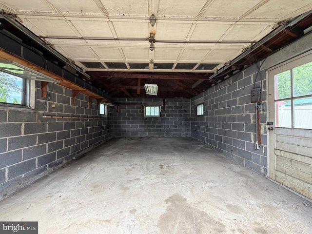 1404 ELMWOOD AVE, Sharon Hill, PA 19079