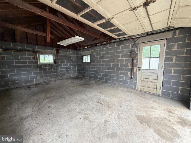 1404 ELMWOOD AVE, Sharon Hill, PA 19079