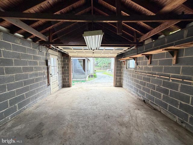 1404 ELMWOOD AVE, Sharon Hill, PA 19079