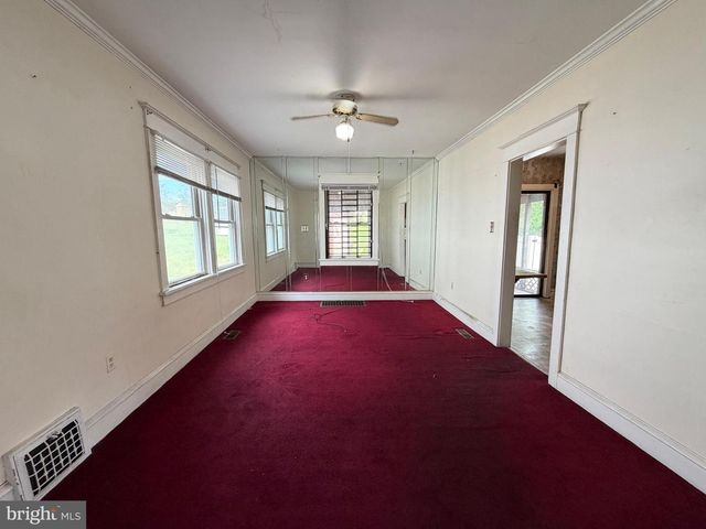 1404 ELMWOOD AVE, Sharon Hill, PA 19079