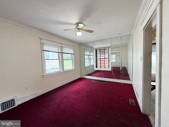 1404 ELMWOOD AVE, Sharon Hill, PA 19079