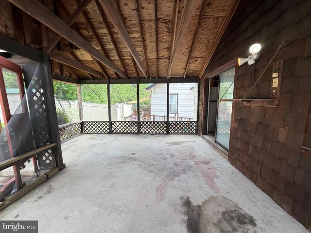 1404 ELMWOOD AVE, Sharon Hill, PA 19079