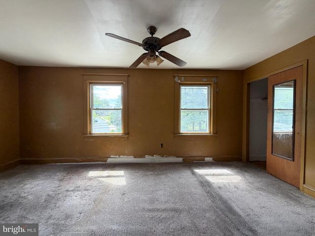 1404 ELMWOOD AVE, Sharon Hill, PA 19079