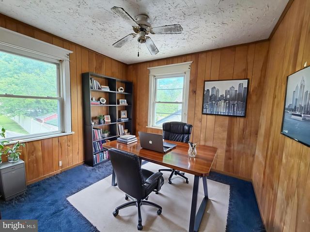 1404 ELMWOOD AVE, Sharon Hill, PA 19079