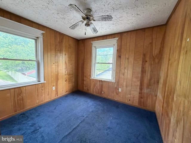 1404 ELMWOOD AVE, Sharon Hill, PA 19079