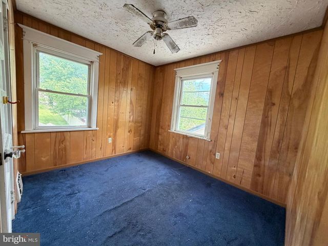 1404 ELMWOOD AVE, Sharon Hill, PA 19079