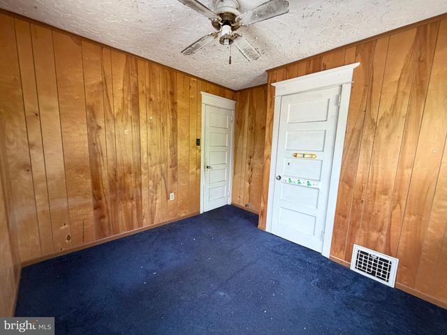 1404 ELMWOOD AVE, Sharon Hill, PA 19079