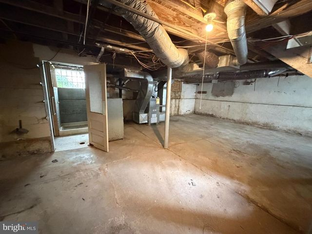 1404 ELMWOOD AVE, Sharon Hill, PA 19079