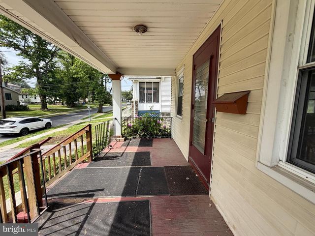 1404 ELMWOOD AVE, Sharon Hill, PA 19079