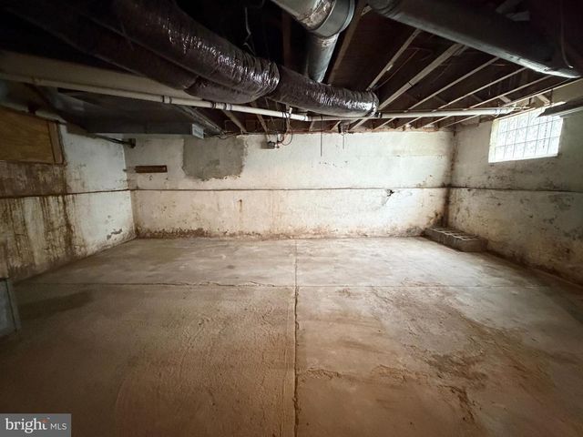 1404 ELMWOOD AVE, Sharon Hill, PA 19079