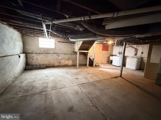 1404 ELMWOOD AVE, Sharon Hill, PA 19079
