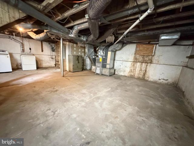 1404 ELMWOOD AVE, Sharon Hill, PA 19079