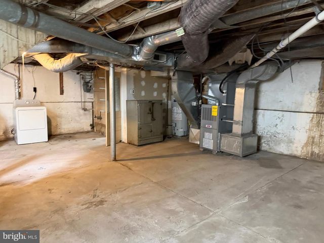 1404 ELMWOOD AVE, Sharon Hill, PA 19079