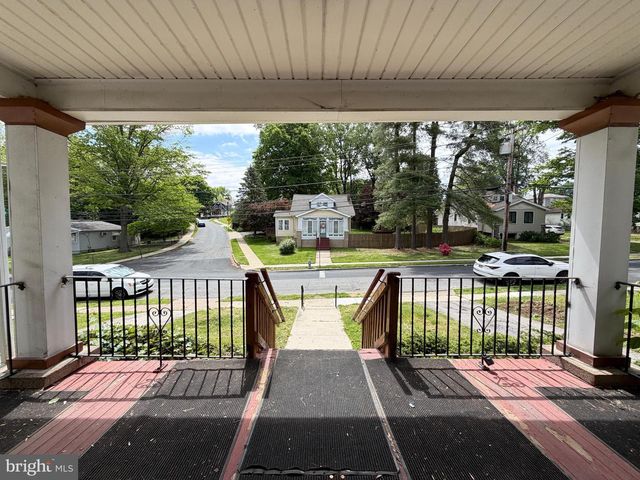 1404 ELMWOOD AVE, Sharon Hill, PA 19079