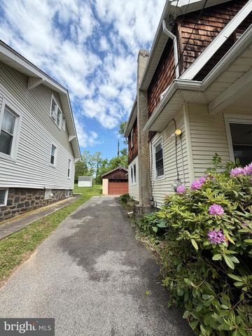 1404 ELMWOOD AVE, Sharon Hill, PA 19079