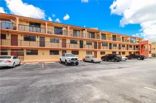 1279 W 51st Pl B-13, Hialeah, FL 33012
