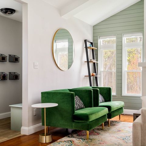 3 Sumpter Rd, Burlington, MA 01803