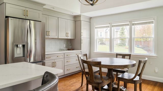 3 Sumpter Rd, Burlington, MA 01803