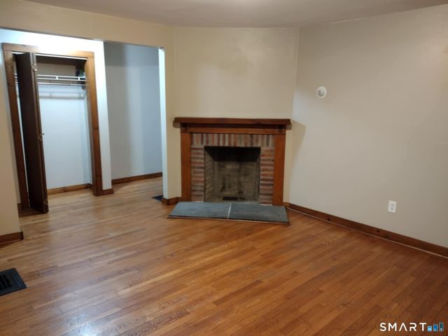 26 Center Avenue, Norwalk, CT 06851