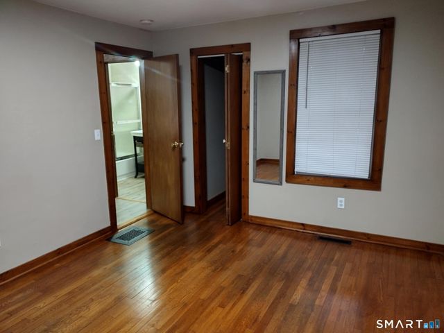 26 Center Avenue, Norwalk, CT 06851