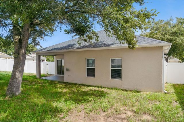 1409 KELLOGG DRIVE, Tavares, FL 32778
