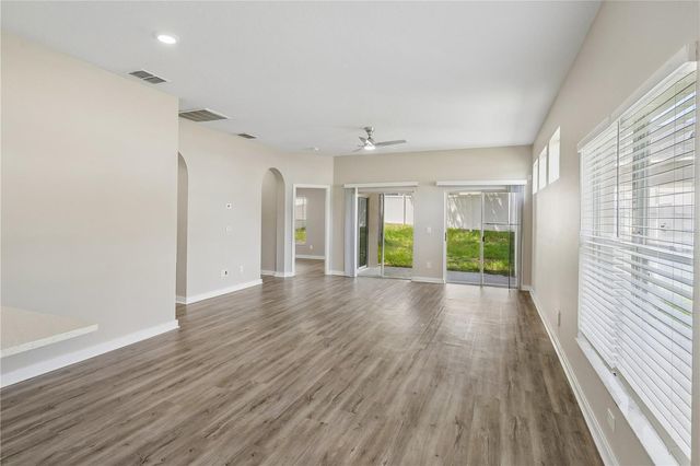 1409 KELLOGG DRIVE, Tavares, FL 32778