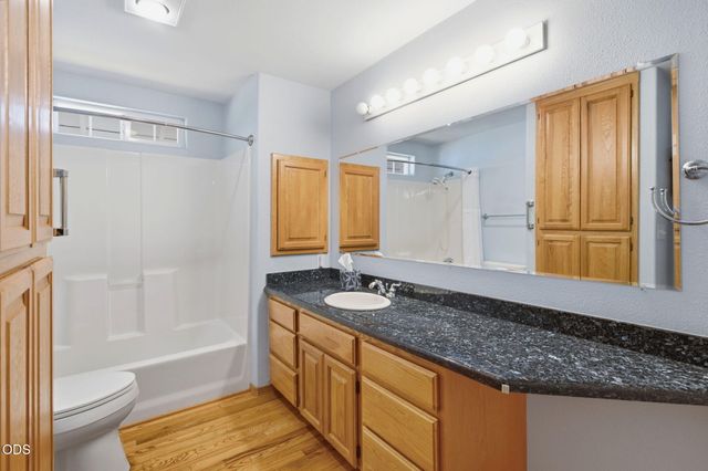 100 SE Liberty Drive, Grants Pass, OR 97527
