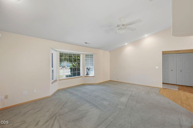 100 SE Liberty Drive, Grants Pass, OR 97527