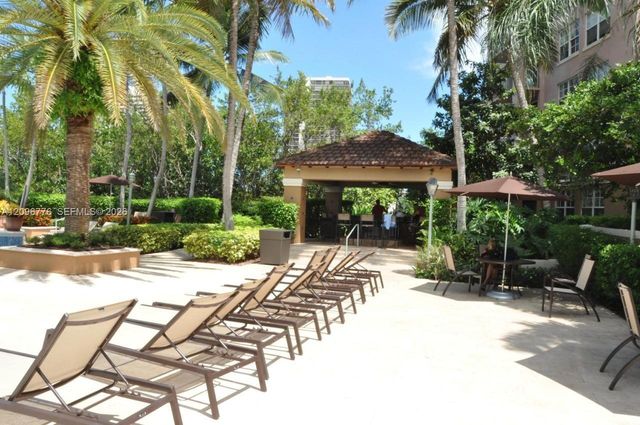 19801 E Country Club Drive 4302, Aventura, FL 33180