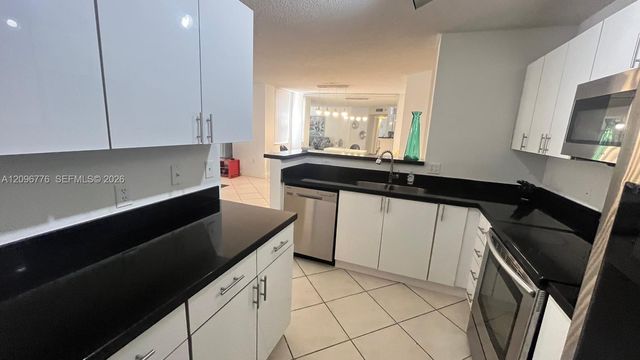 19801 E Country Club Drive 4302, Aventura, FL 33180