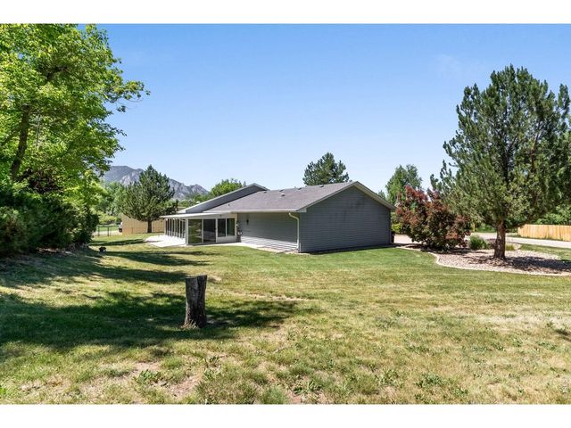 1591 Marshall Rd, Boulder, CO 80305