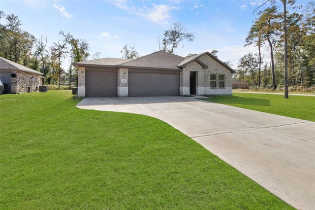 3002 Titus, New Caney, TX 77357