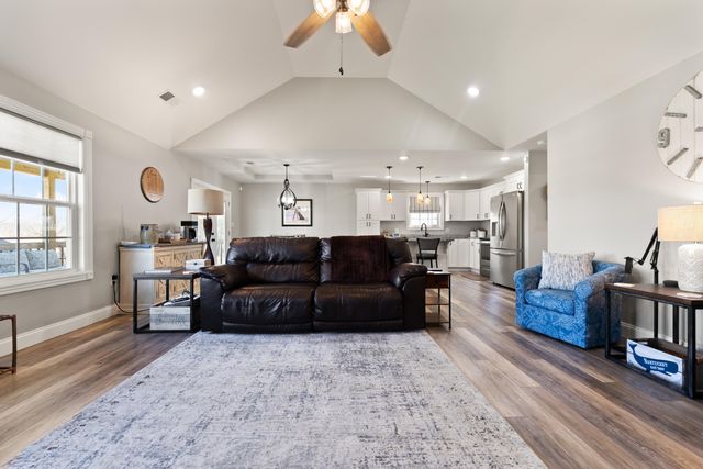 467 Lone Oak Drive, Somerset, KY 42503