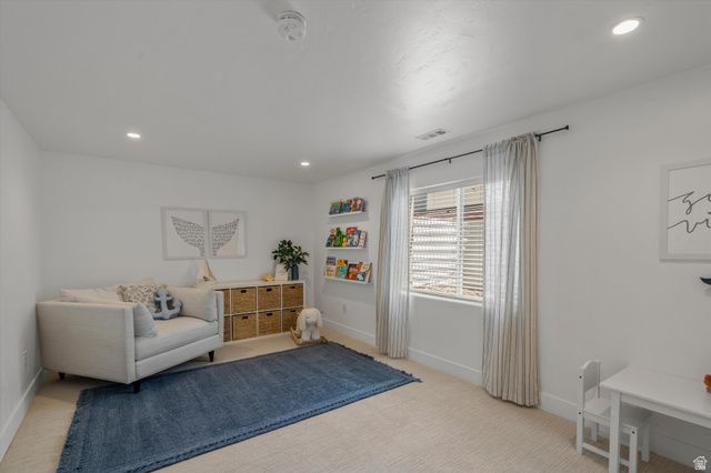 542 E PETERSEN PKWY, South Weber, UT 84405