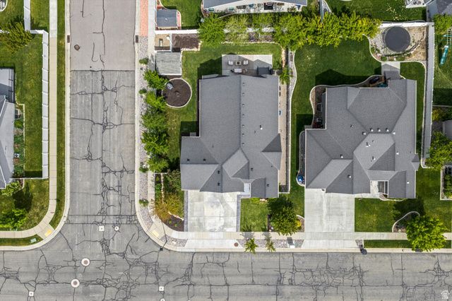 542 E PETERSEN PKWY, South Weber, UT 84405