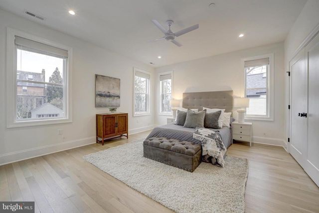 4244 ALTON PL NW, Washington, DC 20016