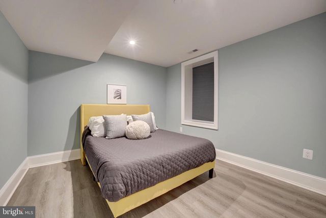 4244 ALTON PL NW, Washington, DC 20016