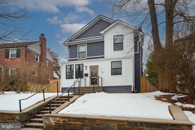 4244 ALTON PL NW, Washington, DC 20016